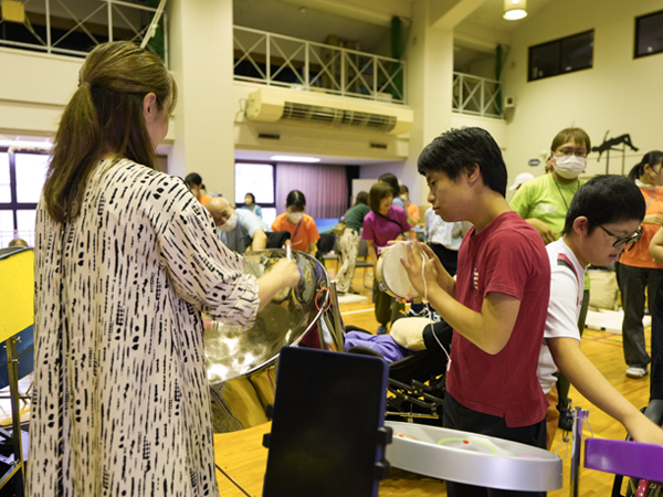 スティールパンライフ演奏体験