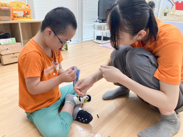 えがおファンクラブお預かりデイの工作