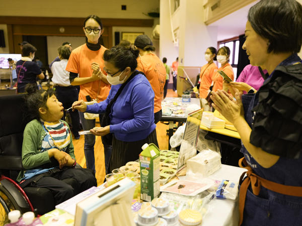 スナック都ろ美のデモンストレーション