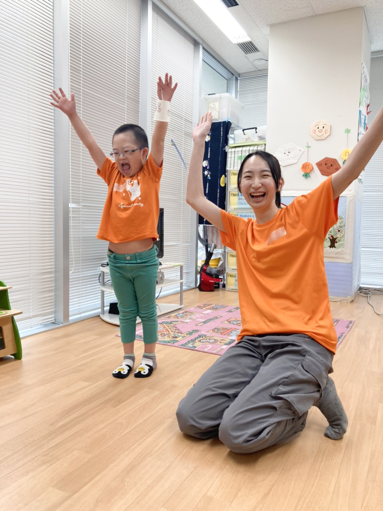 えがおファンクラブお預かりデイの工作